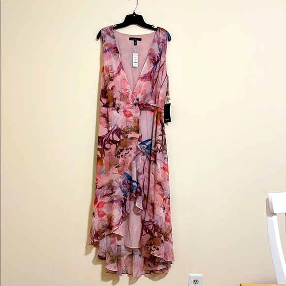 NEW $190 WHBM Floral Pink Maxi Dress vneck wrap dress size 12 - Picture 3 of 9